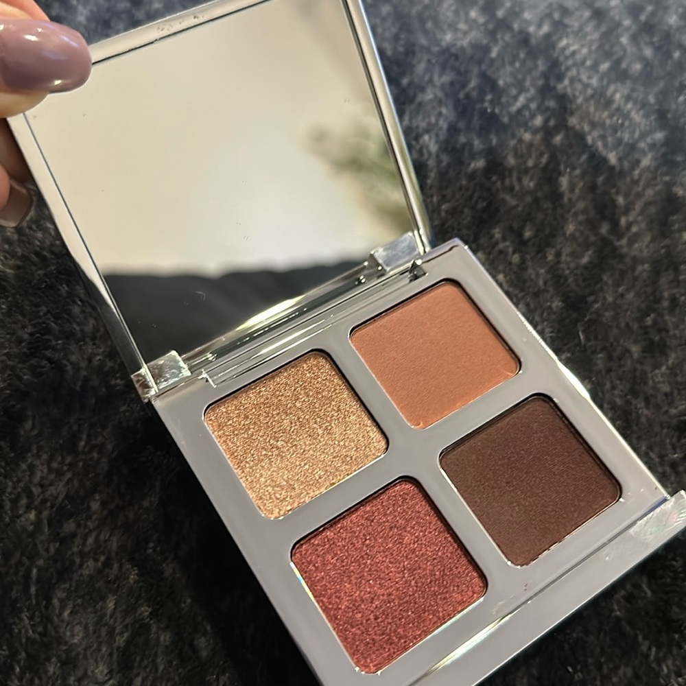 NIB IL MAKIAGE Eye Shadow Quad * Trendsetter *